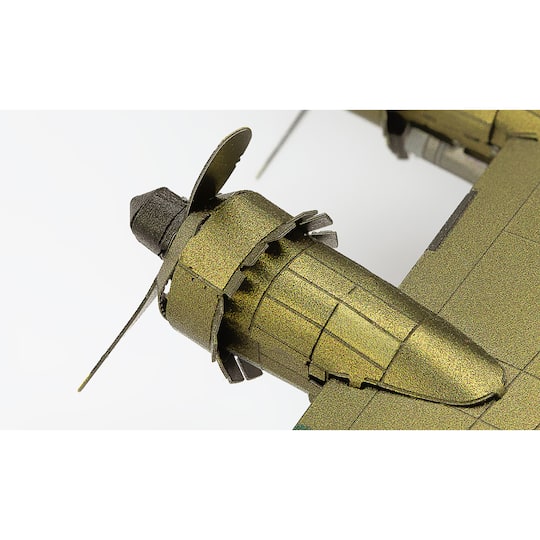 Metal Earth® B-17 Flying Fortress™ Steel Model Kit